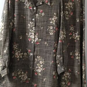 Jaclyn Smith Floral Skirt Set - Black and Red